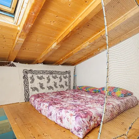 Luca House